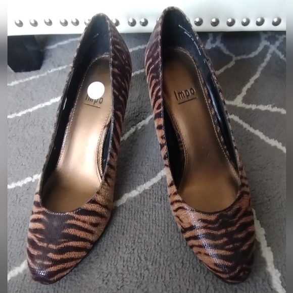 Animal Print/Tiger Print Heels " Tiffany "by Impo👠 - Picture 2 of 16